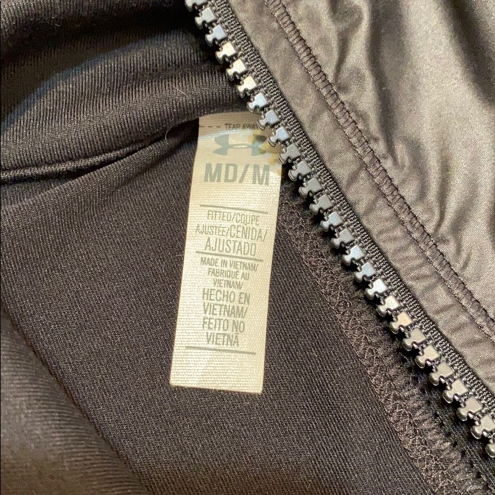 Women’s Under Armour Zip - Picture 2 of 2